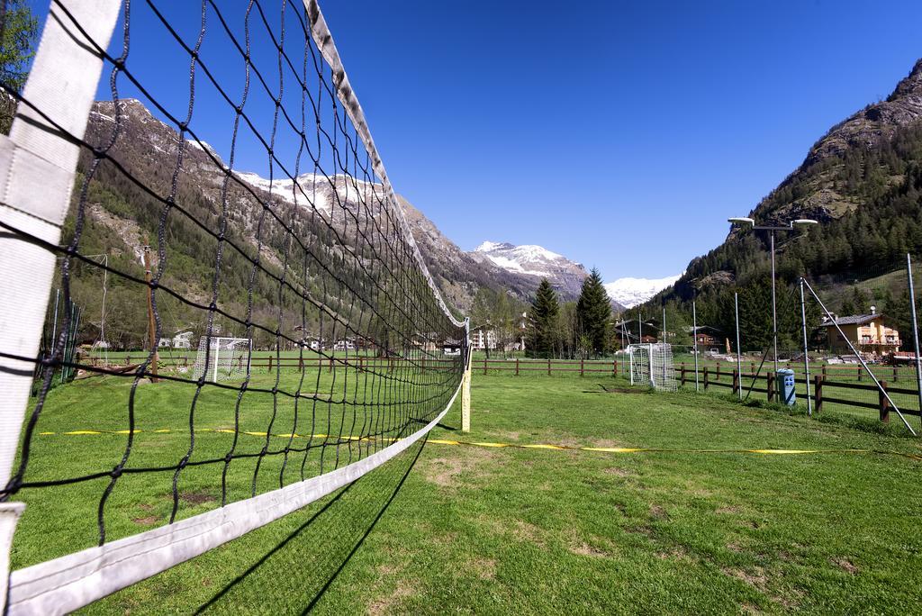 Margherita Camping & Resort Gressoney-Saint-Jean Exterior photo